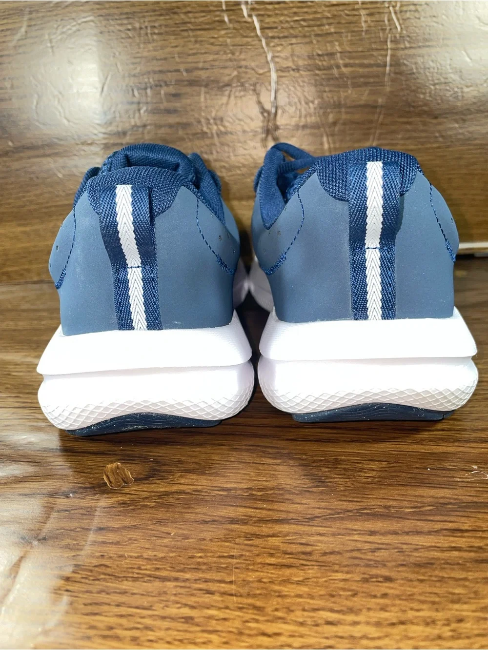 Under Armour Charged Assert 10 Shoes Men’s 9